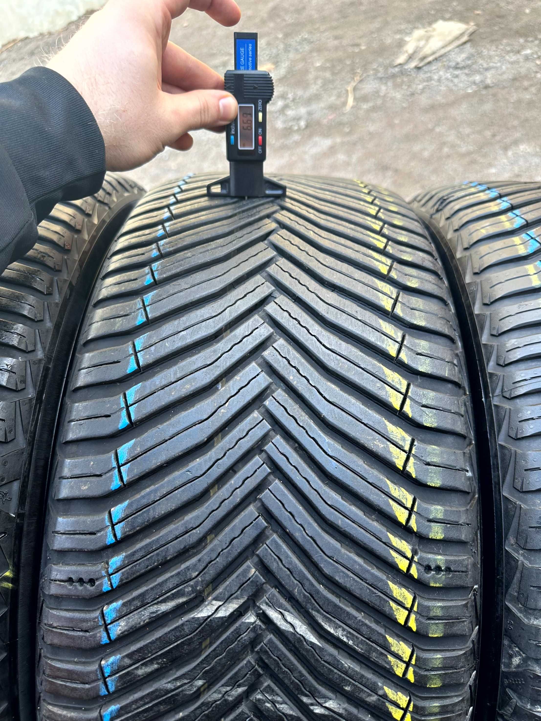 Шины БУ 255 45 R 19 Michelin CrossClimate 2 SUV VOL Резина всесезонная