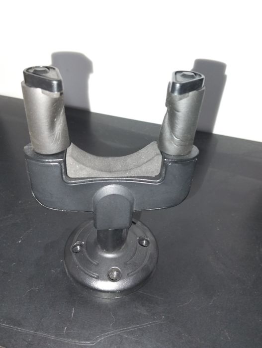 2 suportes  parede guitarra