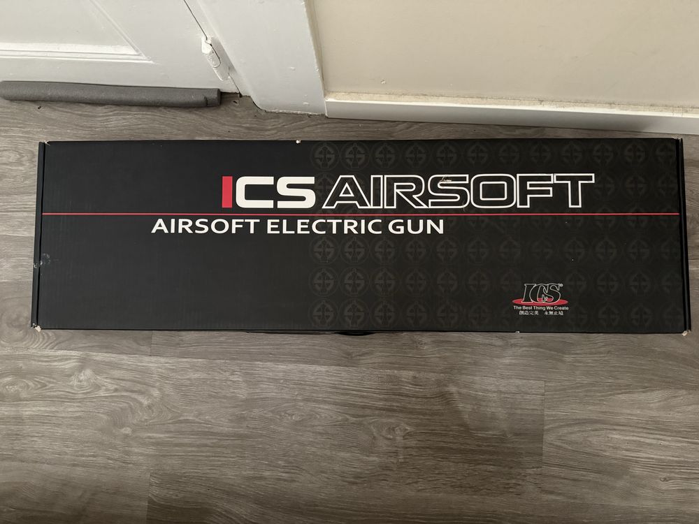 Airsoft - Aeg M4 ICS IMT 261