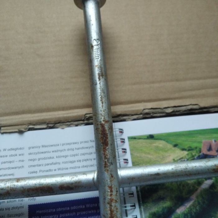 Lewarek golf 4 klucz do kół