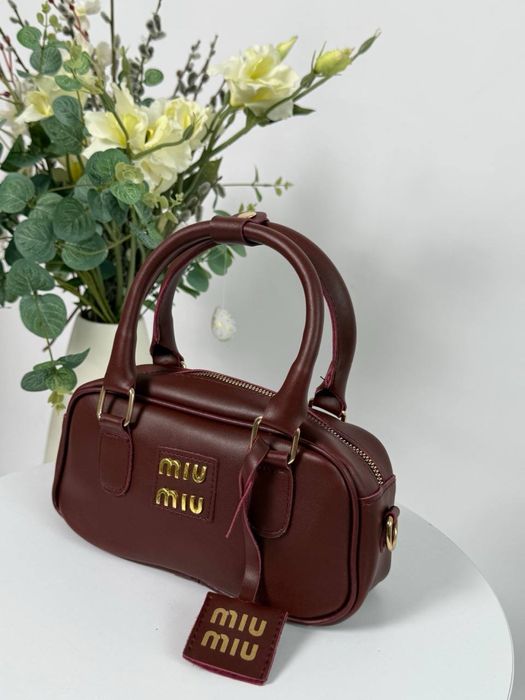 Клатч міу міу miu miu