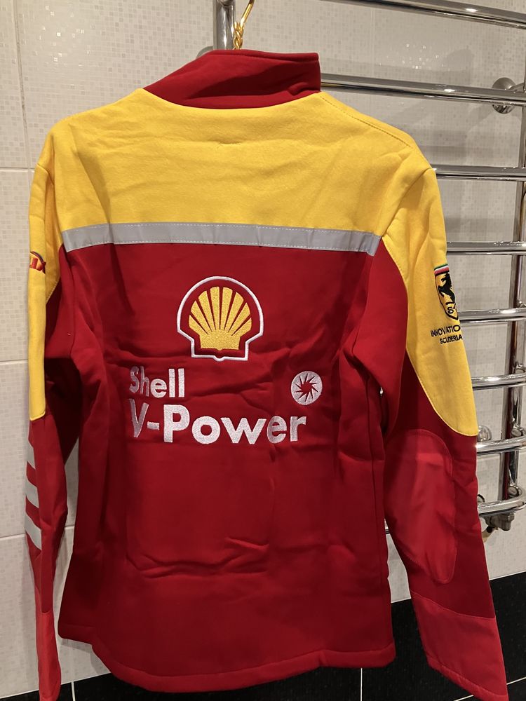 Кофта,куртка Shell