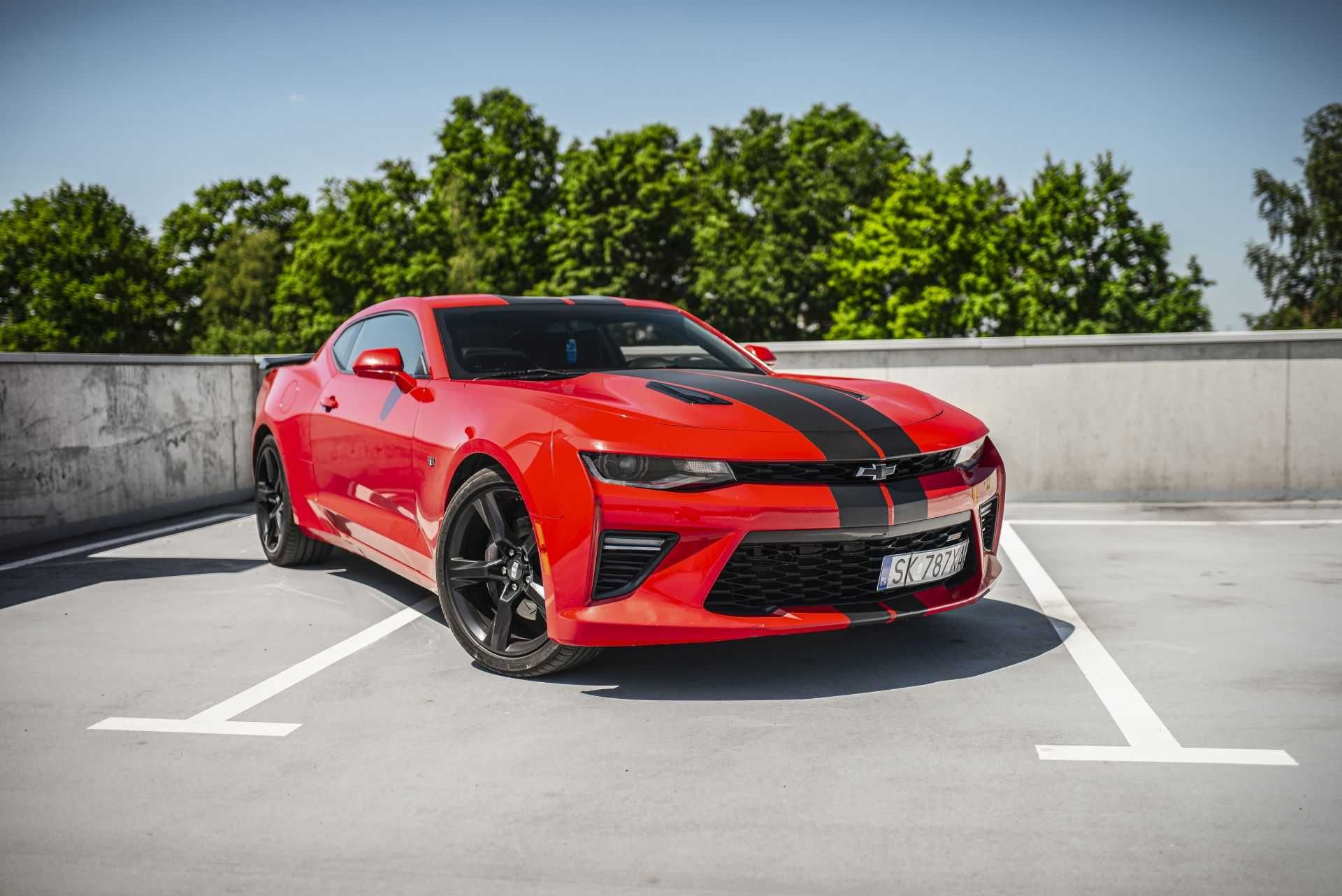 Wynajem aut AMERYKAŃSKICH V6 V8 Mustang Camaro Challenger LOTNISKO