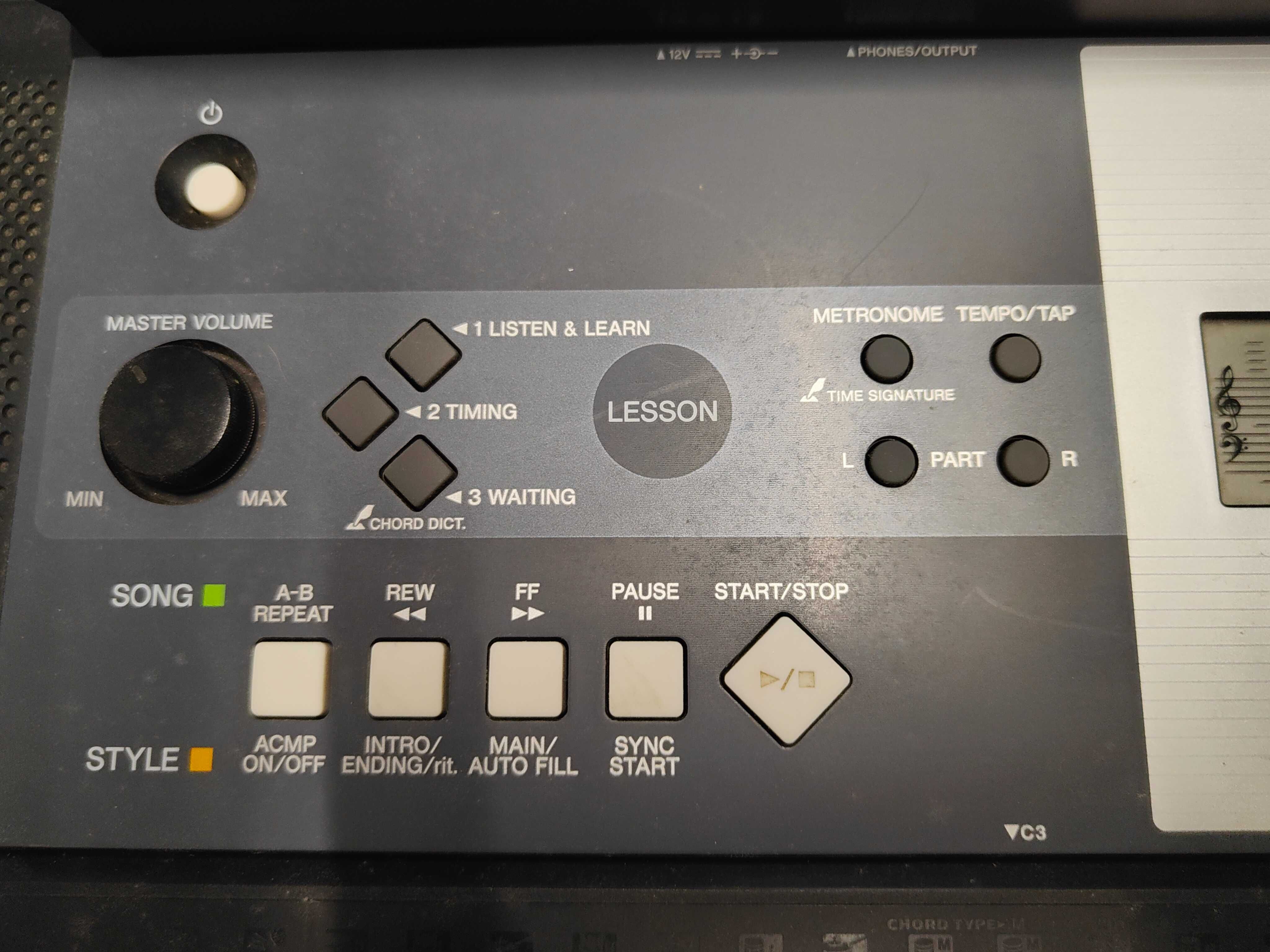 Orgão YAMAHA YPT 230 + Tripé - como novos