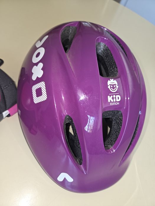Conjunto capacete+joelheira+cotoveleira