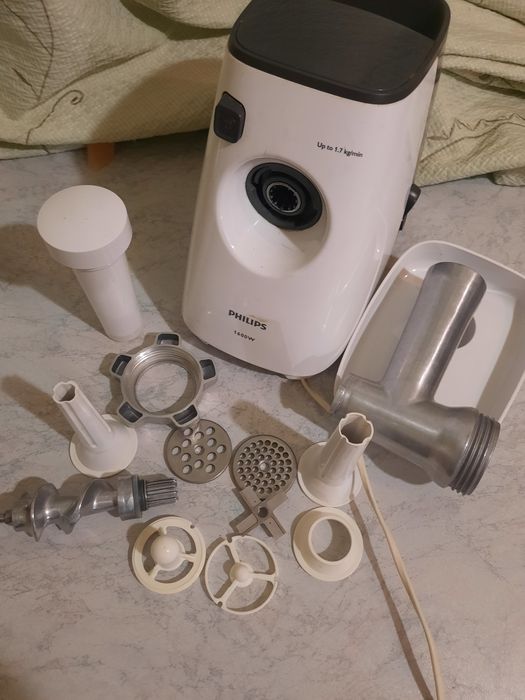 Philips HR2714 электро мясорубка