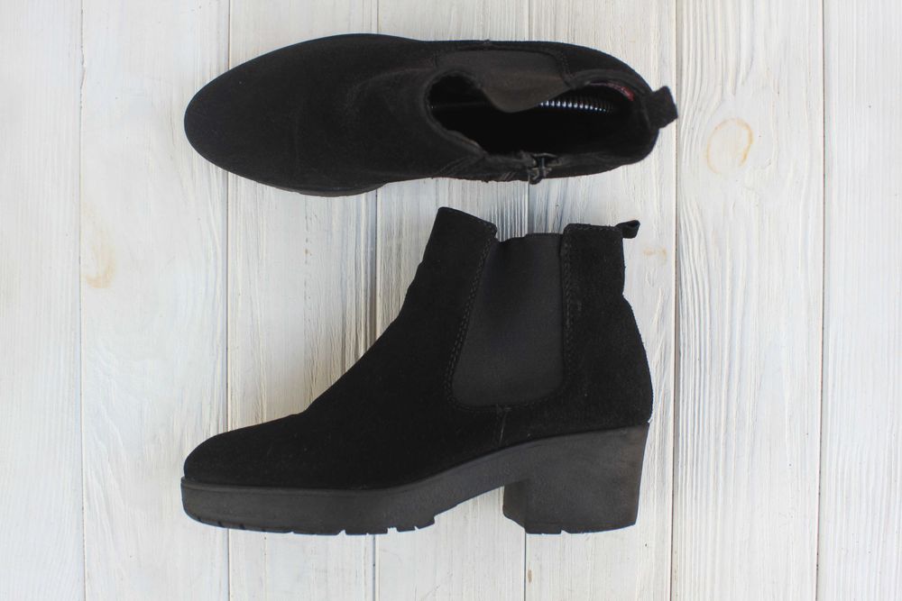 Ботильйони Tamaris замша Німеччина 38р черевики ботильоны ботинки