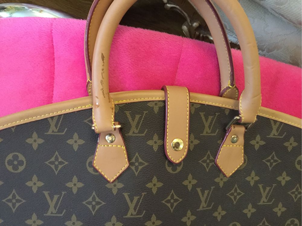 Louis Vuitton чехол, дорожная сумка для одежды.