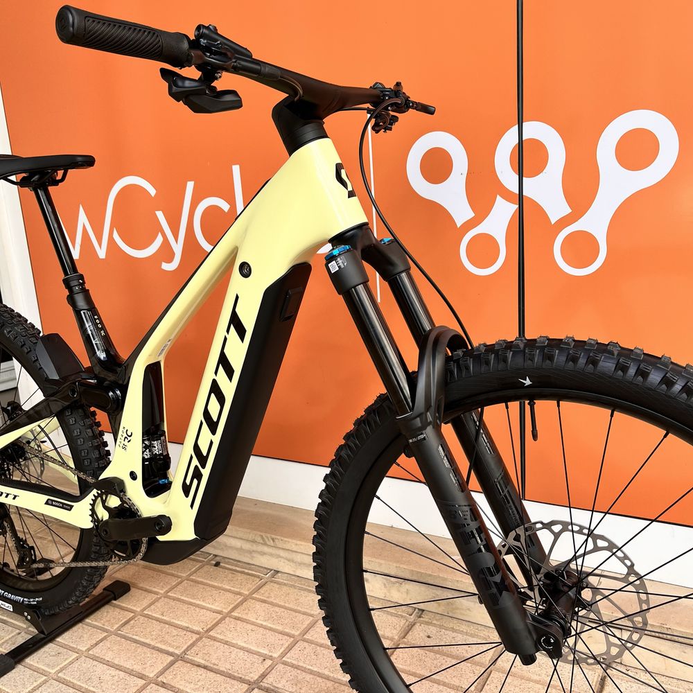 Scott Patron ST 900 RC