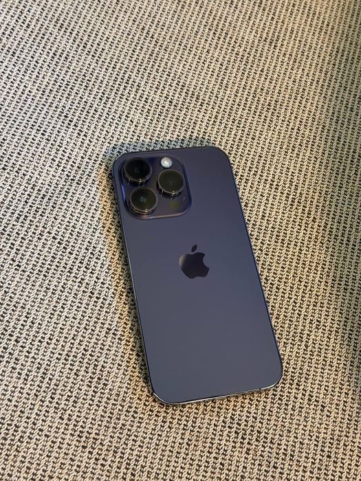 iPhone 14 Pro • 128 GB •