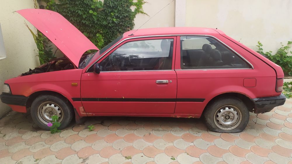 Mazda 323 hatchback