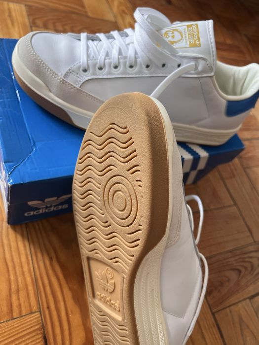 Tenis adidas Rod Laver