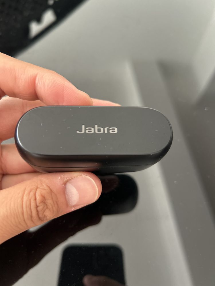 Jabra evolve2 buds