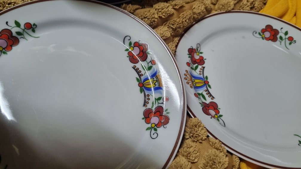 Talerze ludowe, wzór łowicki, porcelana Lubiana