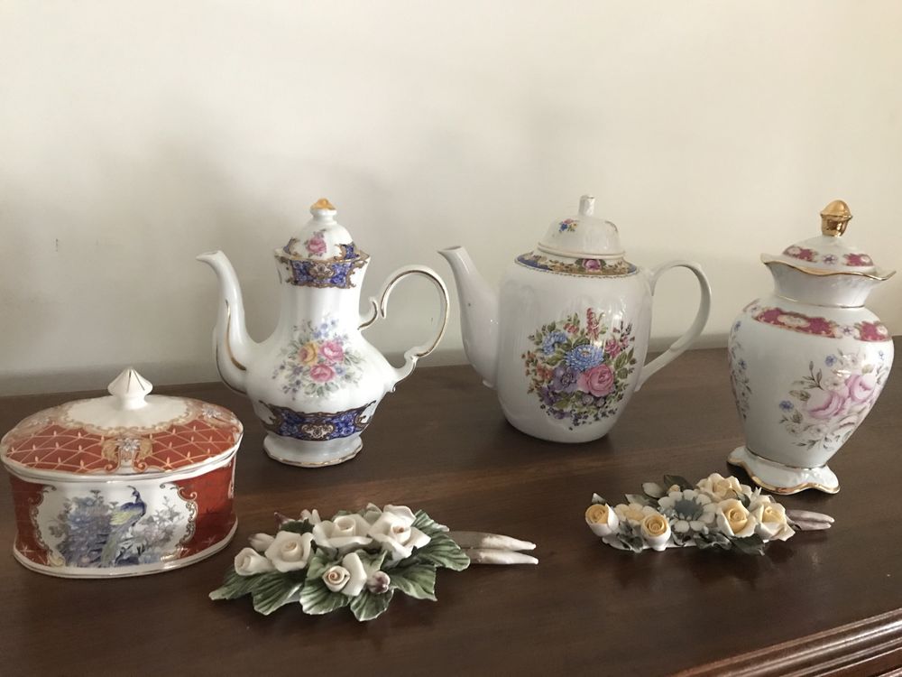 Loiça francesa Limoges - potes, pratos, flores