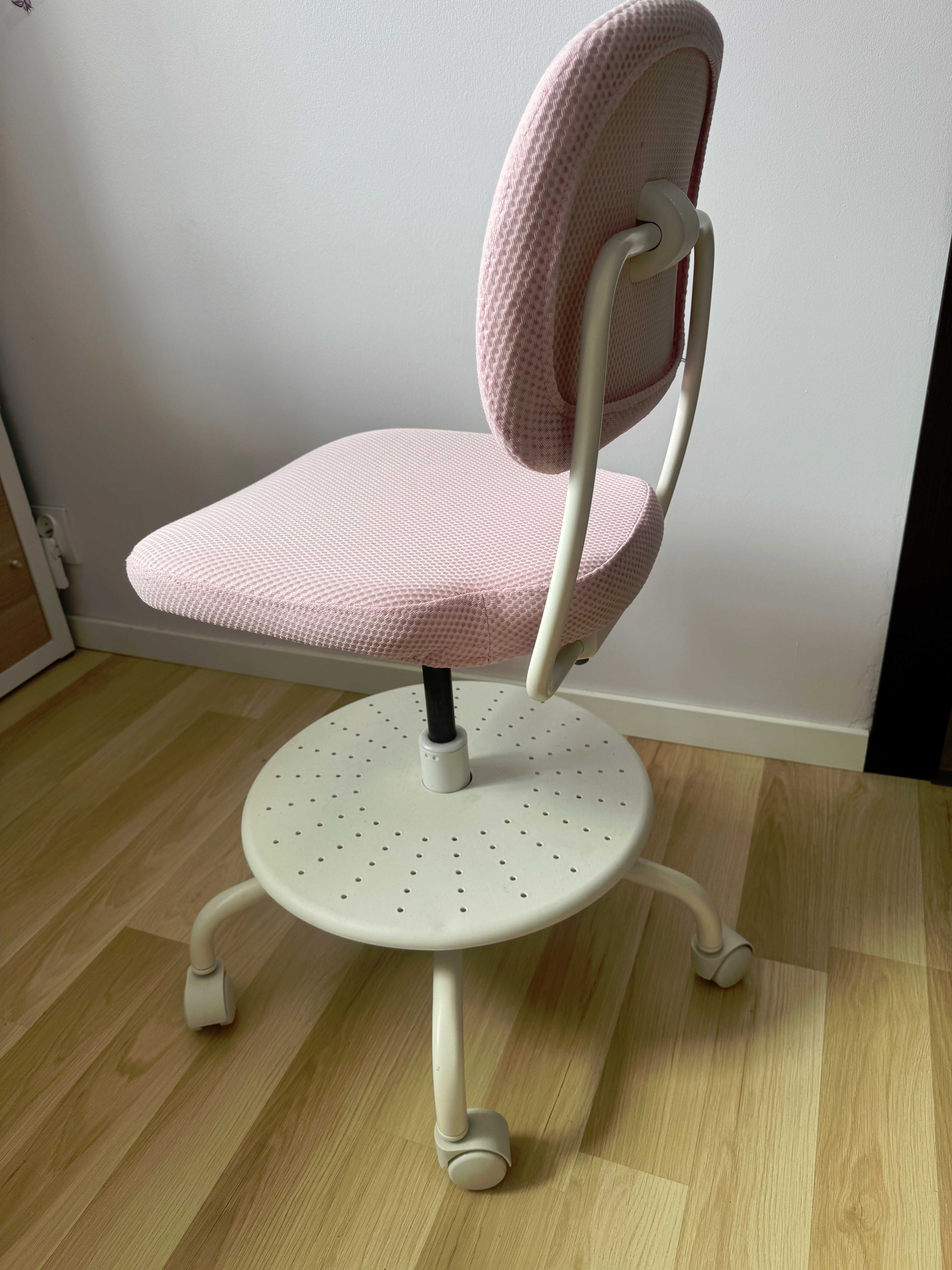Dziecięce krzesło biurowe (Ikea VIMUND)