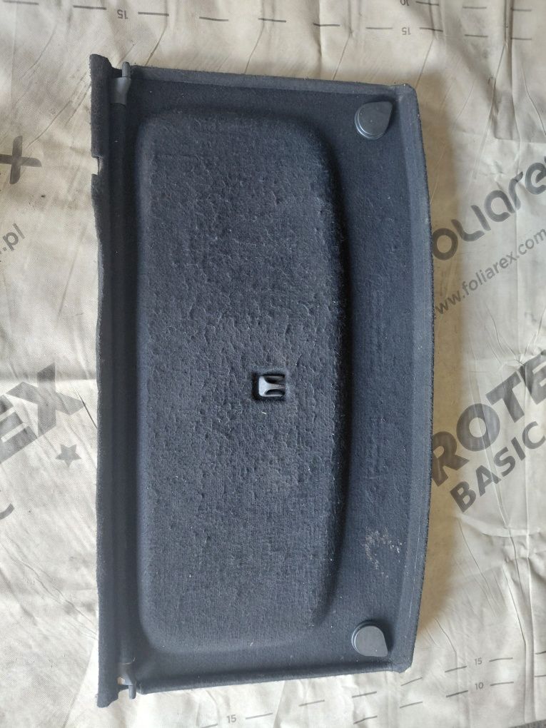 Полка задня  полиця Гольф 4 Volkswagen Golf 4 хетчбек
