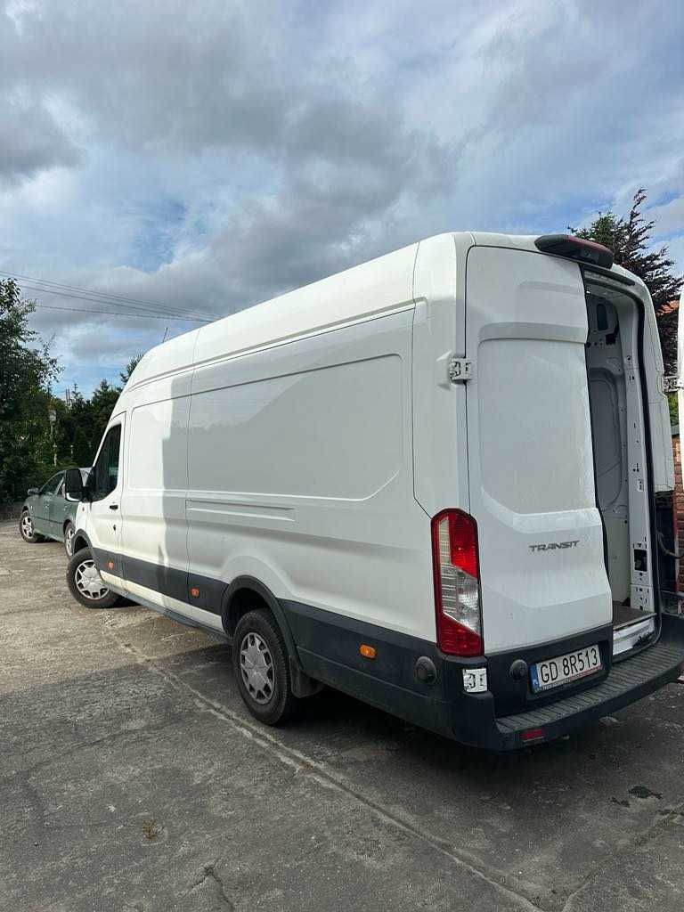 Wynajem AUT dostawczych Trójmiasto . Wynajem BUSA . Wynajem PLANDEKA
