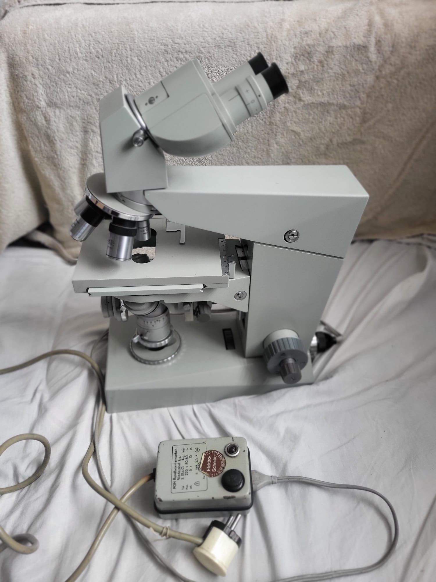 Mikroskop laboratoryjny Carl Zeiss Jena