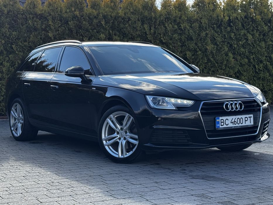 Audi A4B9 S-LINE