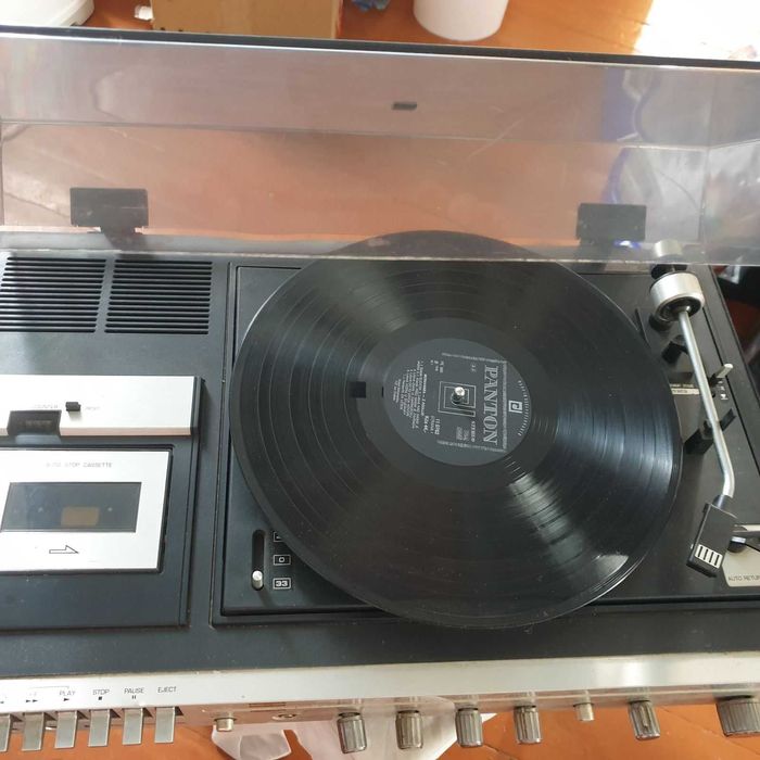 Продам музичний центр Panasonic