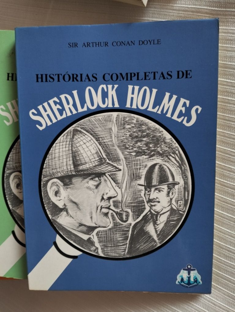 12 livros das histórias de Sherlock Holmes em excelente  estado