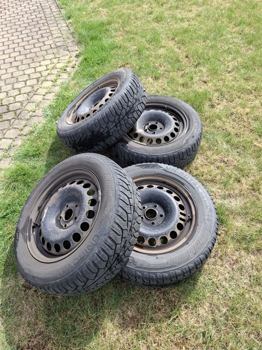 UNIROYAL 205/60 R 16