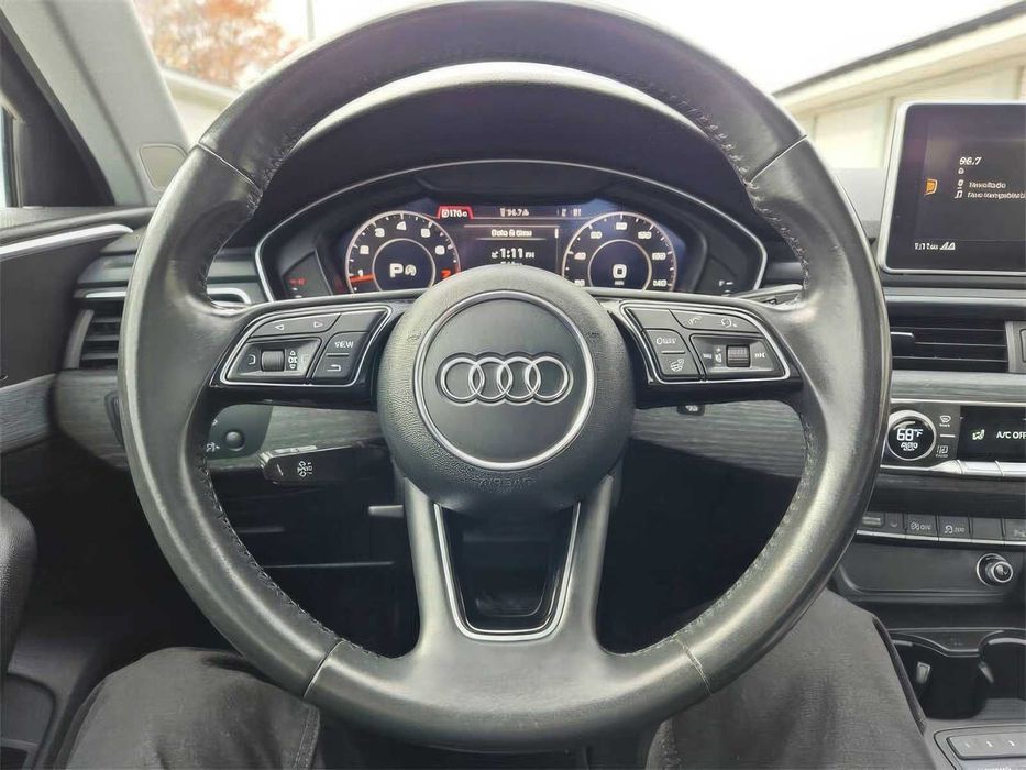 Audi A4      2018
