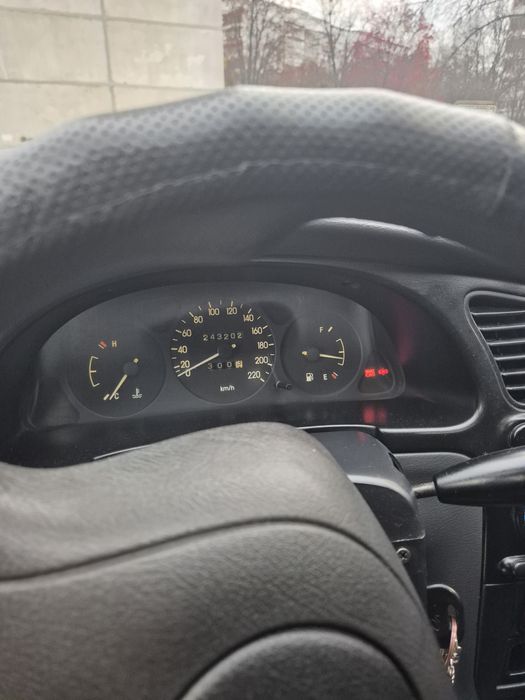 Продам Део ланос в хорошем состоянии.