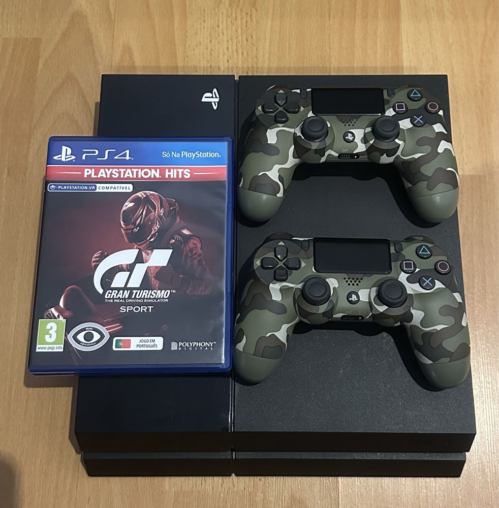 PlayStation 4 + 3 Jogos