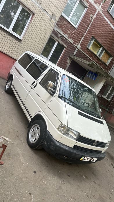 Продам бус Т4. 1994 року. Цікавить обмін на квадроцикл з моєю доплат..