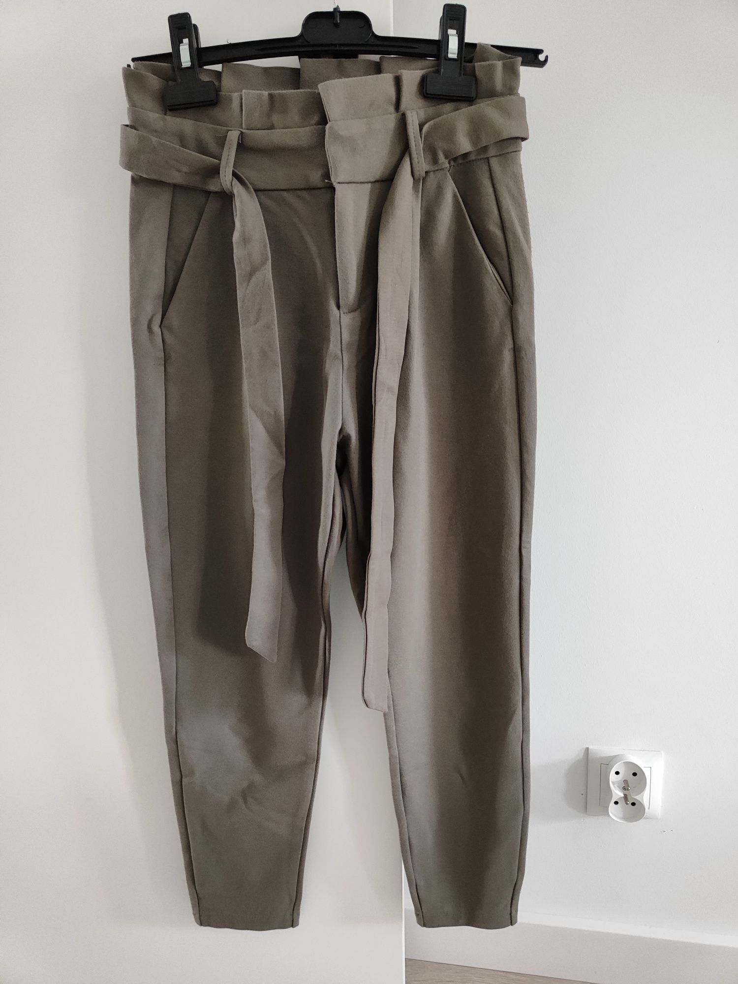 Spodnie khaki paper bag khaki Vero Moda S