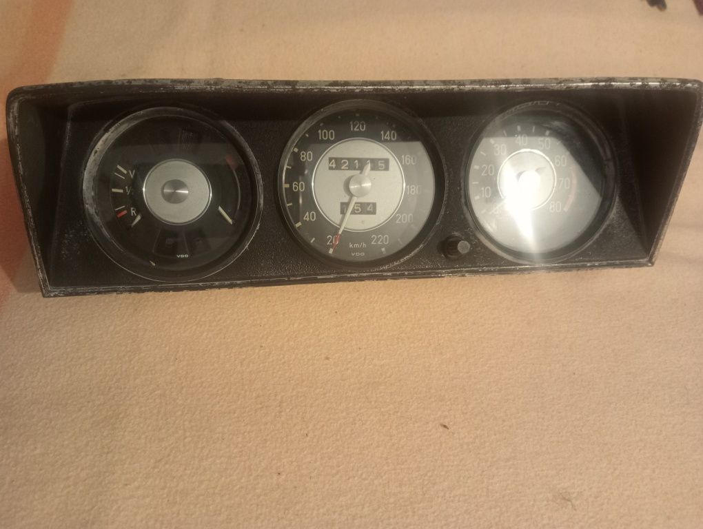 bmw 1602 / 2002 quadrantes e encostos cabeça