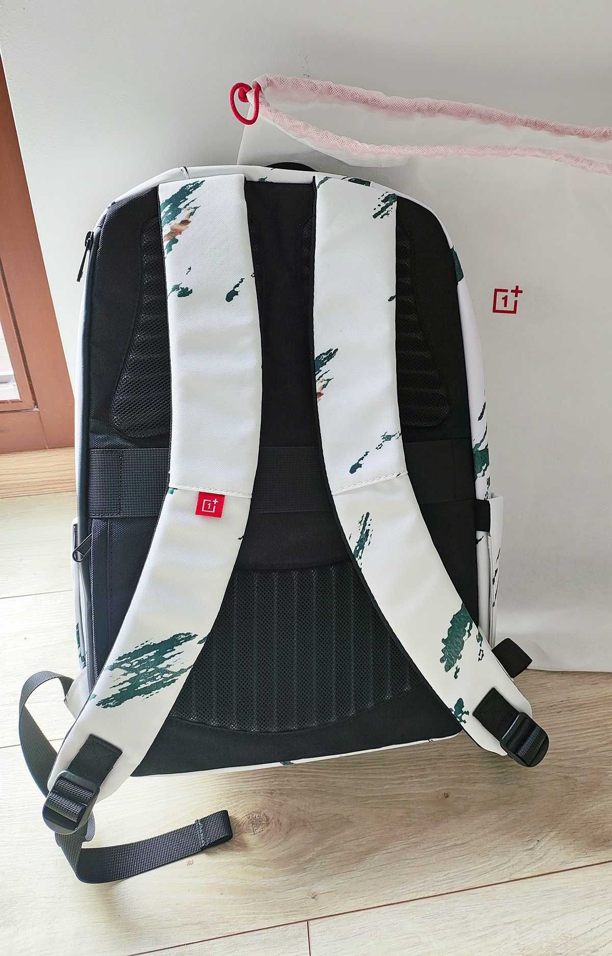 Plecak OnePlus Adventure Backpack biały - 100% nowy, nieużywany