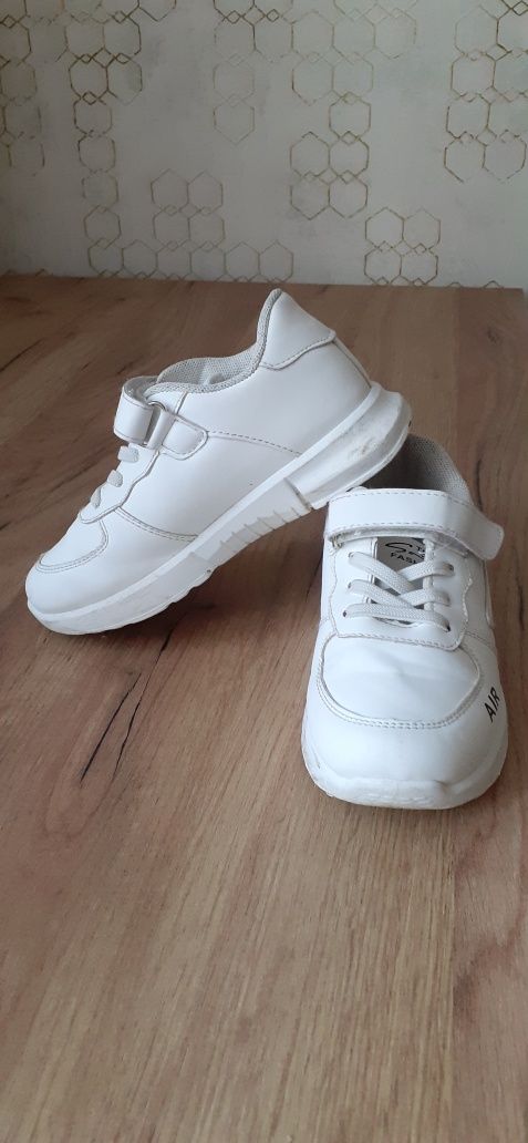 Продам кросівки, р.30 б/у, 18.5 (см)