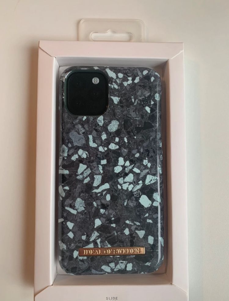 Nowe etuli na iPhone 11 PRO / XS / X