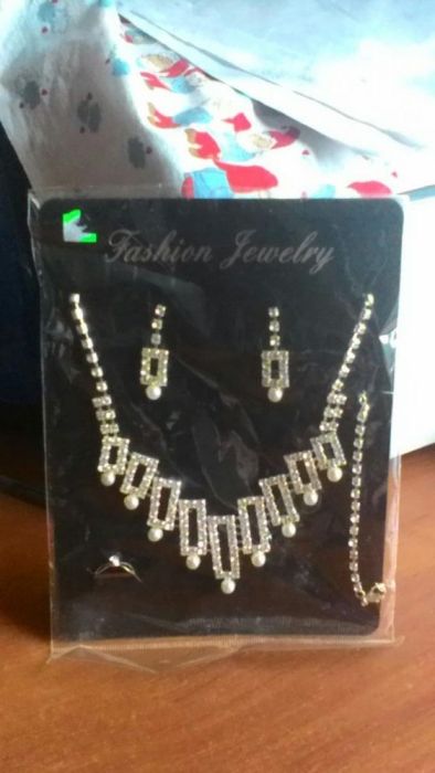 Украшения невесте, выпускнице, женщине, девушке.