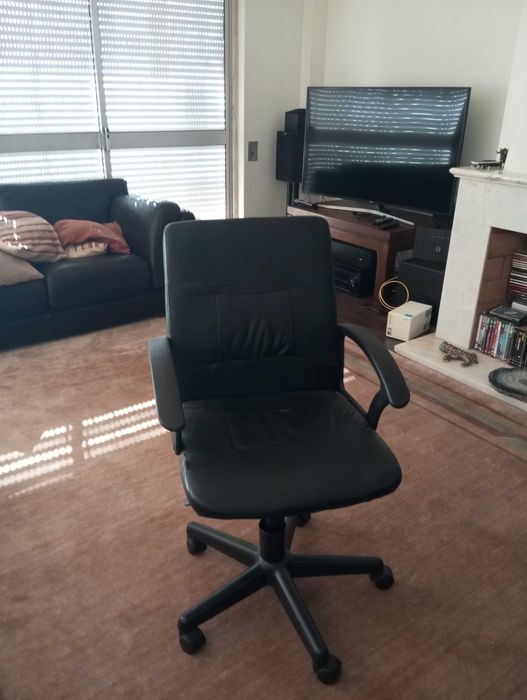 cadeira de secretaria com rodinhas