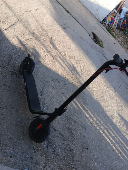 Trotinete Navee V25