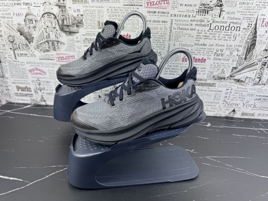 Кросівки Hoka One One Clifton 9 Youth / Розмір 36