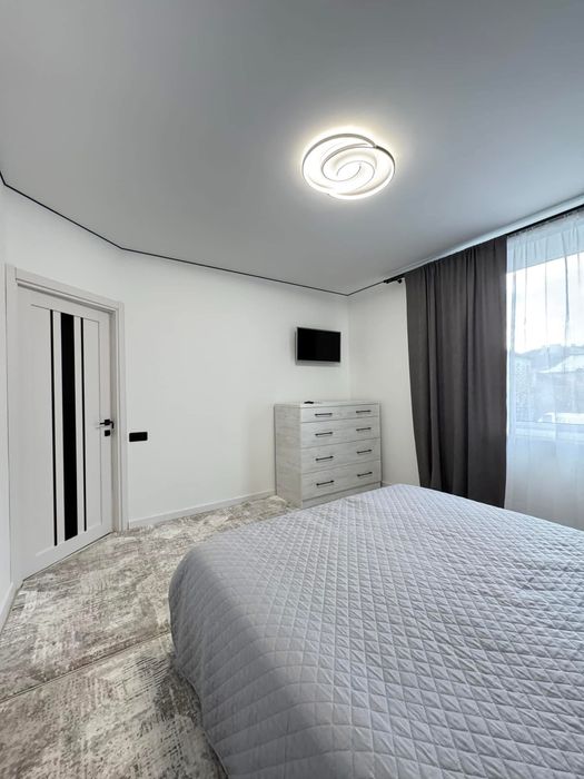 Центр 1.5 кімнатна квартира в оренду