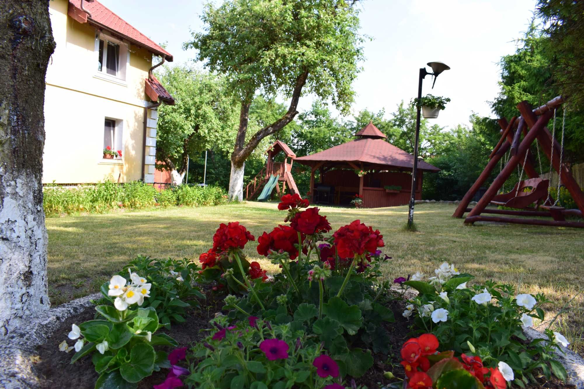 Domek 6 os. widok na jezioro, sauna, jacuzzi