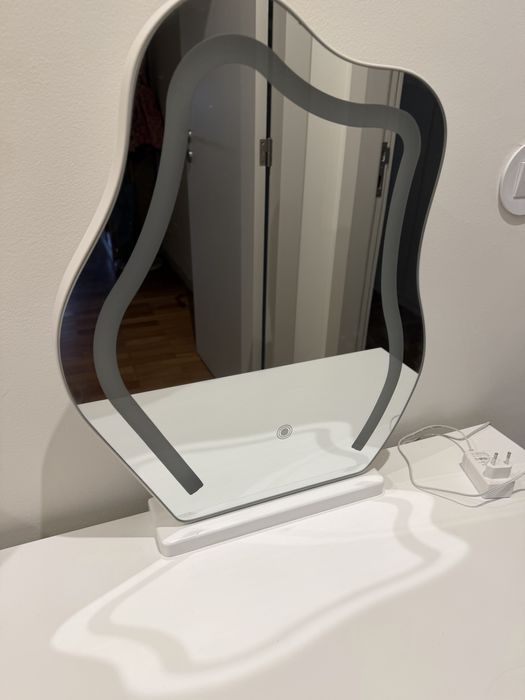 Toucador com espelho