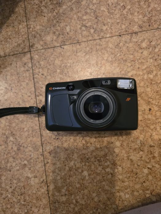 Máquina fotográfica de rolo