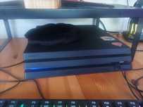 Sprzedam PS4 pro 1TB
