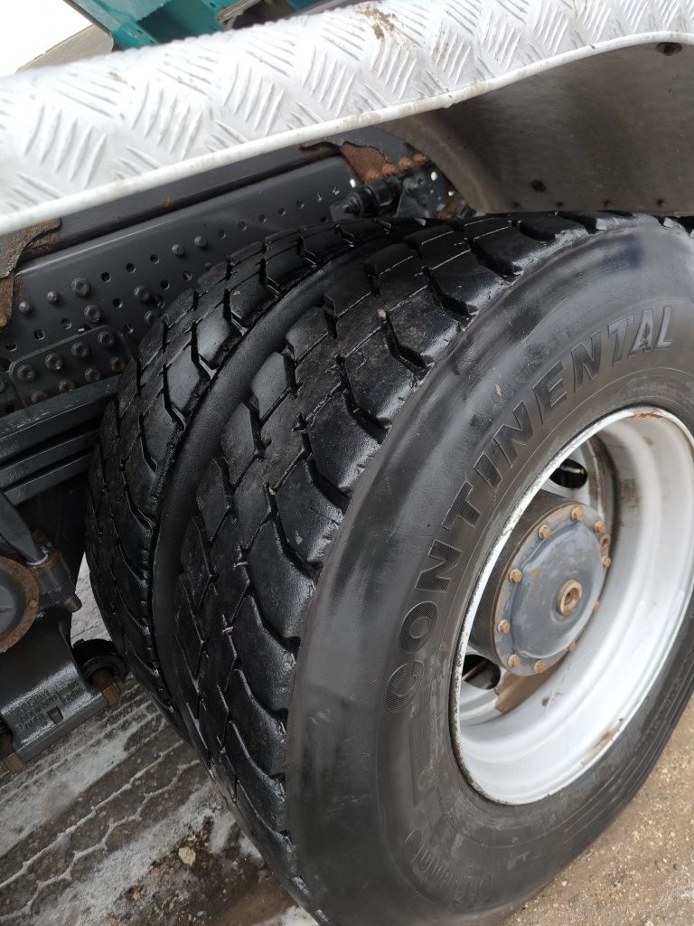 Mercedes 8x4 Arocs wywrotka