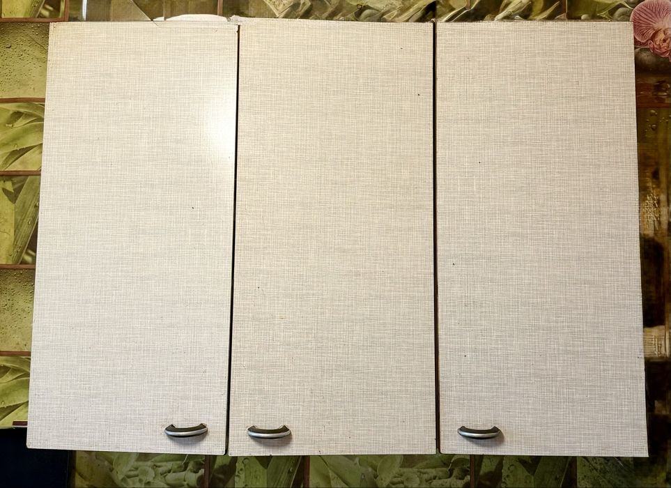 Кухонный навесной шкаф 3-дверный (тумба верхняя)