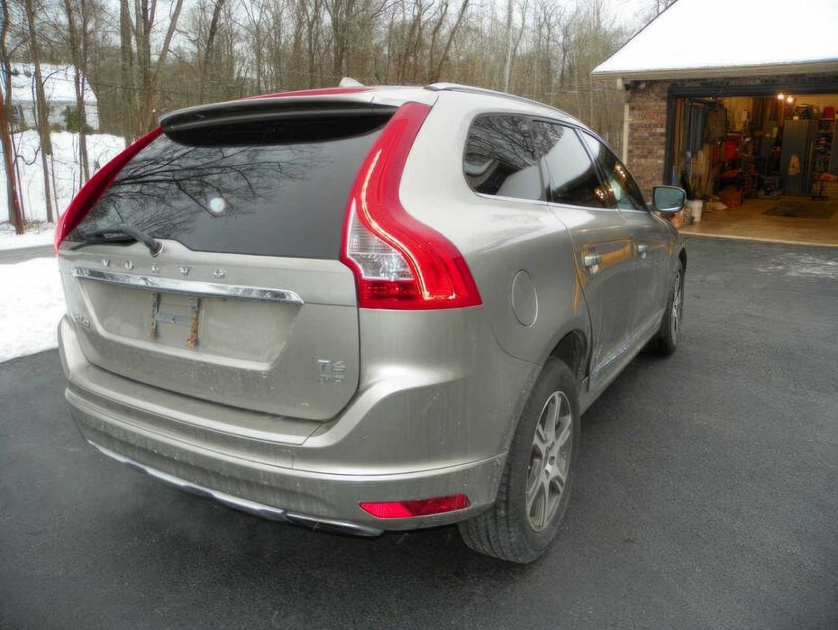 Volvo XC60 T6 Premier Plus      2015