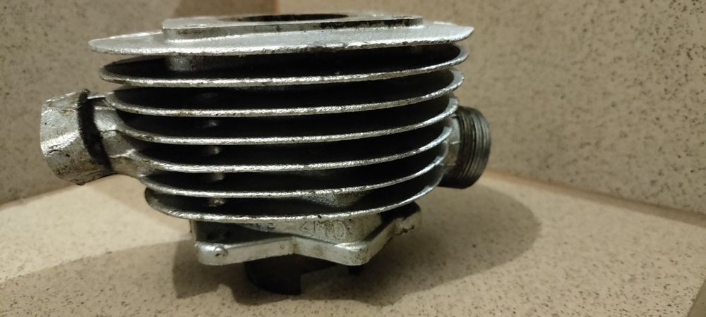 Nowy cylinder Romet s38 025 ZMD PRL motorynka m3