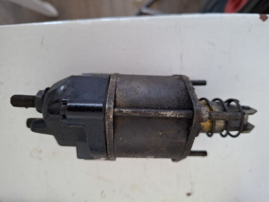 Продам рэле стартера ( втягивпющее устройство) на ВАЗ,оригинал